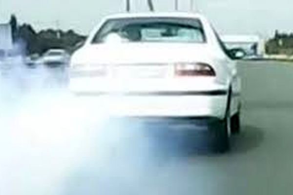 مالکان 33 هزار دستگار خودرو فاقد معاینه فنی در مشهد اعمال قانون شدند