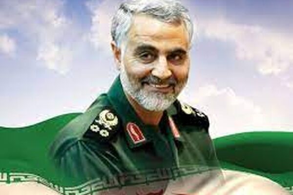 نخستین رمان خاطرات حاج قاسم سلیمانی رونمایی شد