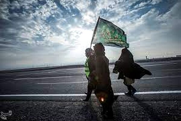 بیش از هزار زائر پیاده از قدمگاه عازم مشهد می‌شوند