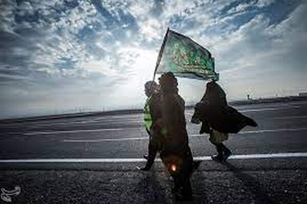 بیش از هزار زائر پیاده از قدمگاه عازم مشهد می‌شوند