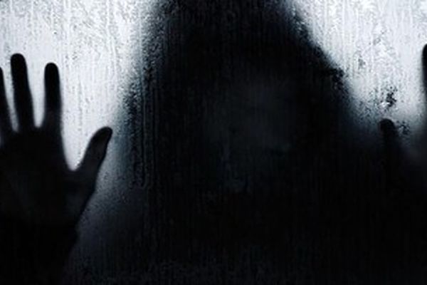 اظهارات عجیب زن مشهدی در خصوص ارتباط همسرش با اجنه