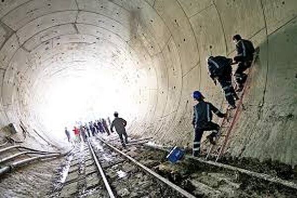 پایان حفاری 18 کیلومتر مسیر خط 3 قطار شهری مشهد