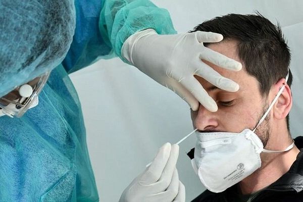 تمام مسافران خارجی فرودگاه مشهد آزمایش می‌شوند