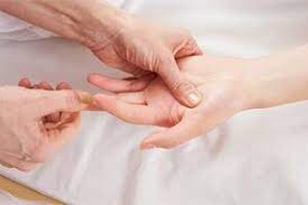 با طب فشاری، استرس را در چند ثانیه رفع کنید