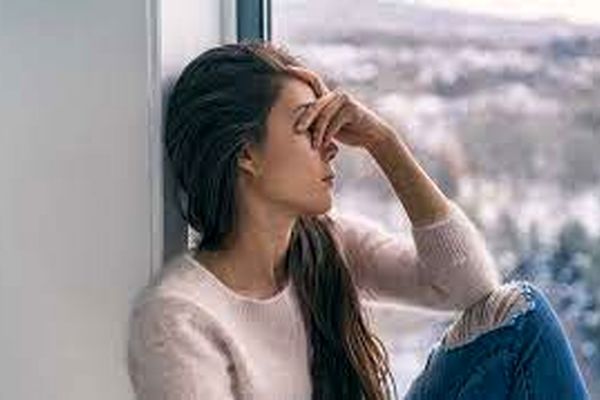 راهکار‌های مقابله با افسردگی فصلی چیست؟