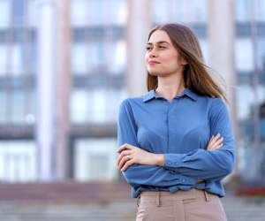 مودب بودن؛ یکی از راه‌های جذب افراد