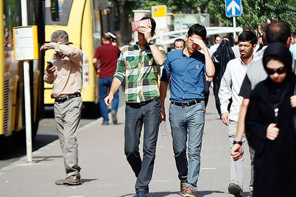 تداوم هوای گرم و وزش باد شدید در خراسان رضوی