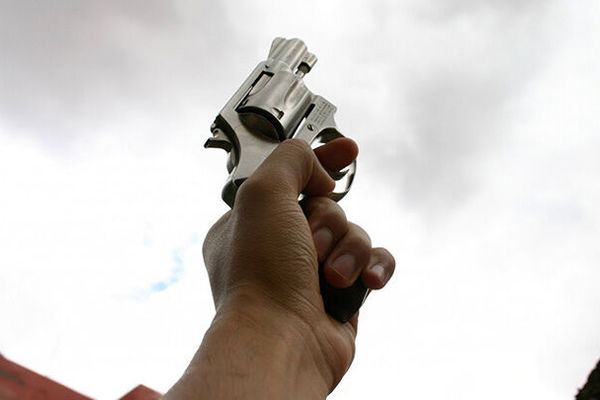 پلیس نیشابور لودر خطرآفرین را با تیراندازی متوقف کرد