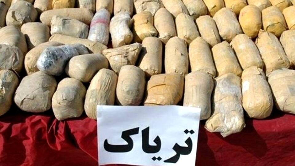 کشف 322 بسته موادافیونی در مشهد
