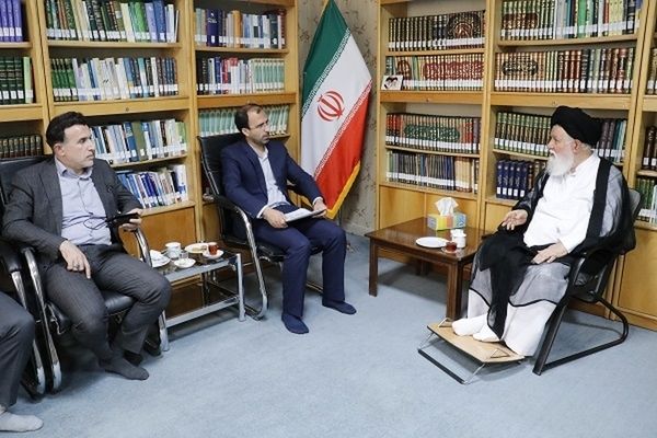 معیشت ملت امروز آسیب‌دیده و این سفره‌ها دچار بی‌ثباتی شده است