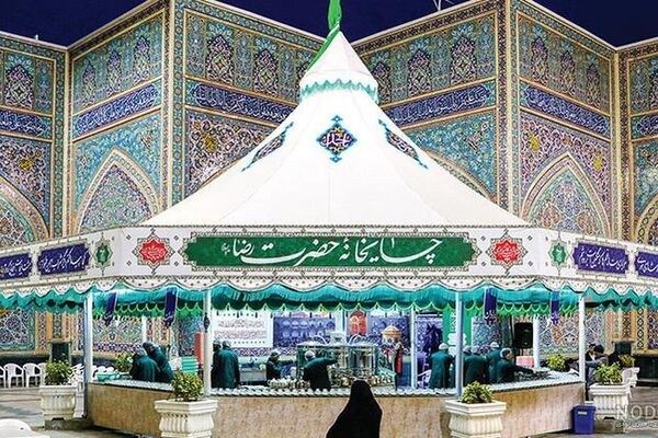 میزبانی چایخانه‌های حرم مطهر رضوی از زائران غدیر