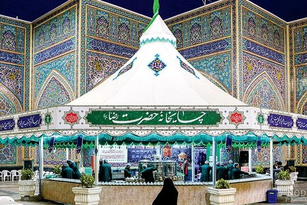 میزبانی چایخانه‌های حرم مطهر رضوی از زائران غدیر