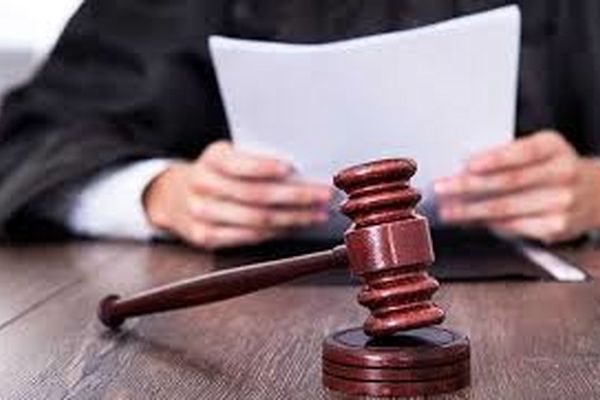 مردی در تهران با قمه دست جوانی را قطع کرد/درخواست قصاص عضو