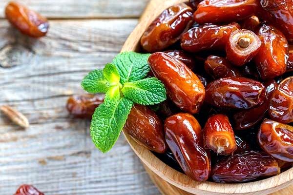 رژیم لاغری و کاهش وزن با خرما