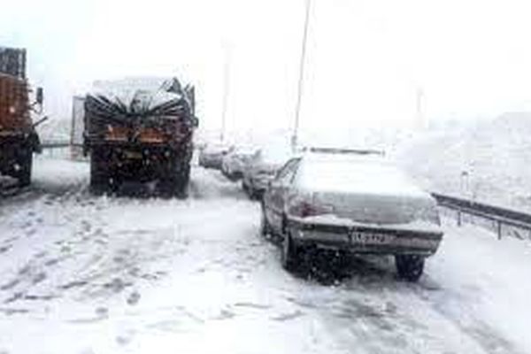 جاده درگز- قوچان به علت کولاک شدید مسدود اعلام شد