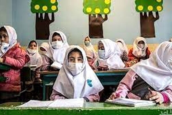 مثبت بودن تست کرونا چند دانش‌آموز در مشهد باعث تعطیلی مدارس شد