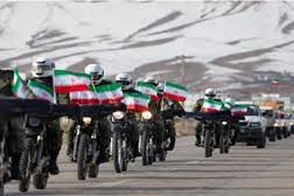 رژه موتوری یگان‌های مسلح در مشهد برگزار شد