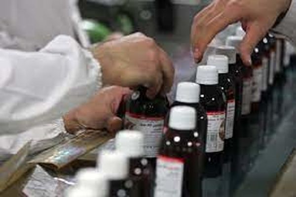 بیش از 600 مرکز توزیع متادون در مشهد فعال است