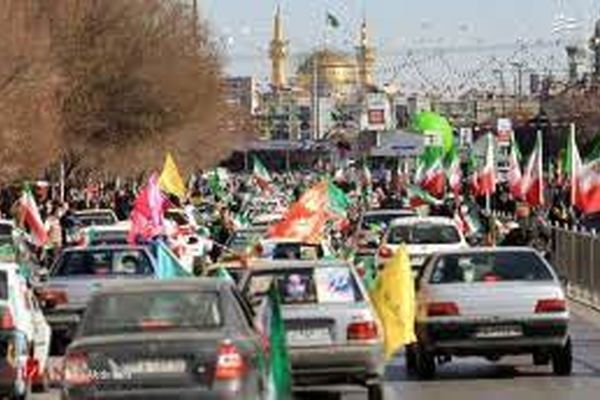 راهپیمایی خودرویی و موتوری ۲۲ بهمن در مشهد آغاز شد