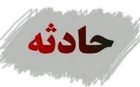 برخورد خودرو سنگین با ستون برق در خیابان حر عاملی باعث قطع برق شد