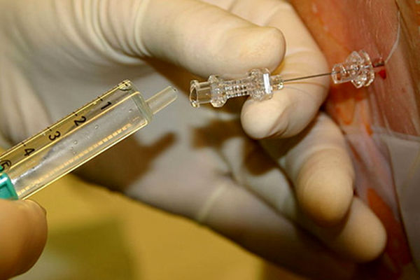 محققان دانشگاه علوم پزشکی مشهد سوزن اسپاینال تولید کردند