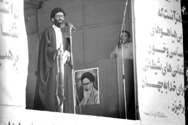 روایت مکبر مسجد ابوذر از ترور نافرجام رهبر معظم انقلاب در سال 60