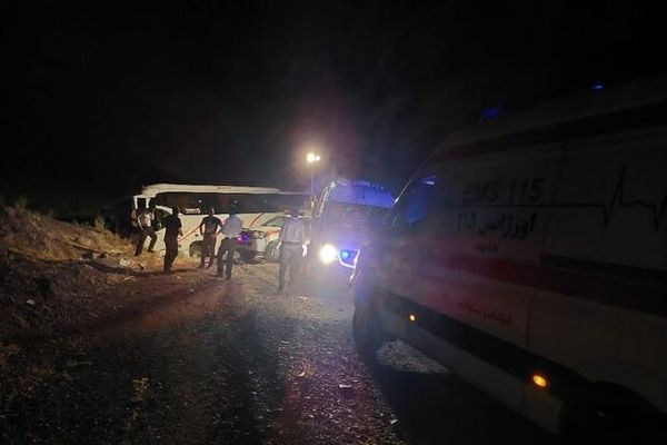 ۲۷ مصدوم در پی انحراف اتوبوس مسافربری در محور تربت حیدریه