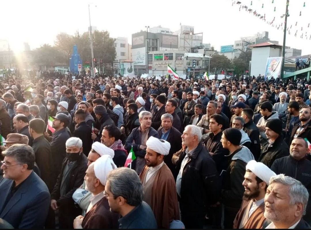 پیکر شهید براتی در مشهد تشییع شد