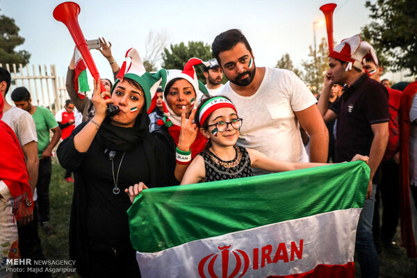 دانشگاه ها فردا ساعت ۱۴ تعطیل می‌شوند