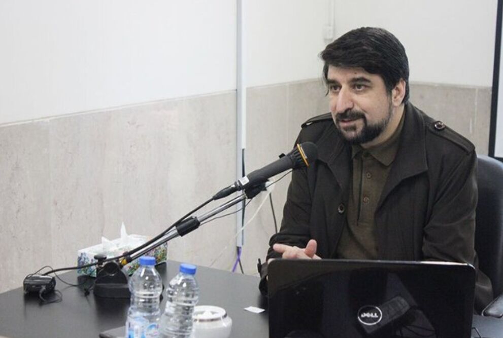 نبود شناخت از آزادی آن را به یک بحران تبدیل می‌کند