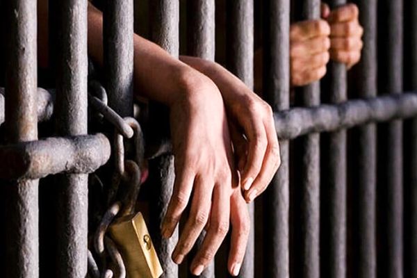 هزینه نگهداری یک زندانی در یکسال برابر با تحصیل ١٠ فرزند است