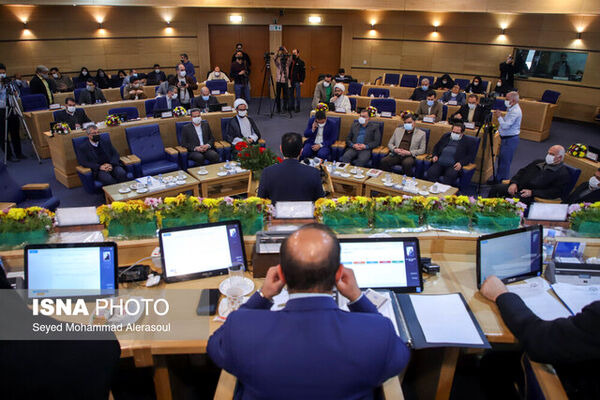 تصویب طرحی برای کاهش وابستگی درآمدی شهرداری مشهد به عوارض و تخلفات ساختمانی