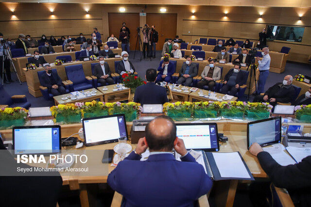 تصویب طرحی برای کاهش وابستگی درآمدی شهرداری مشهد به عوارض و تخلفات ساختمانی