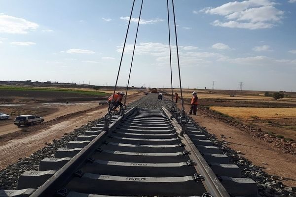 مرحله اول ریل‌های خط ۳ مترو هفته آینده به مشهد