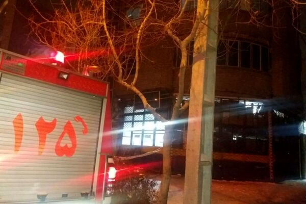نجات یک کودک در پی حریق ساختمان مسکونی در بولوار مجلسی مشهد