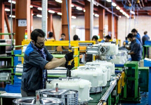 وصل برق واحدهای تولیدی در خراسان رضوی متناسب با شرایط انجام می‌شود