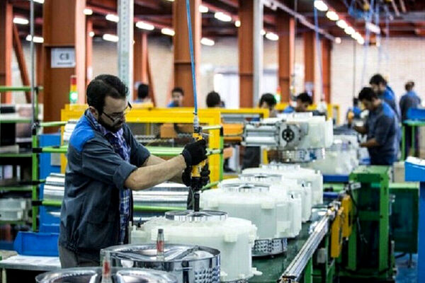 وصل برق واحدهای تولیدی در خراسان رضوی متناسب با شرایط انجام می‌شود