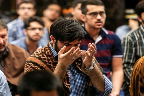 برگزاری مراسم اعتکاف دانشجویان با شعار اقتدار معنوی در مشهد