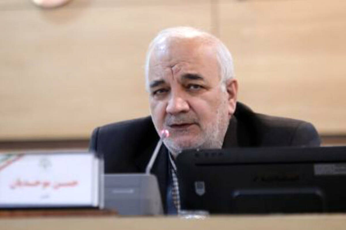 تعطیلی در بخشهای مختلف راه حل کاهش آلودگی هوا نیست