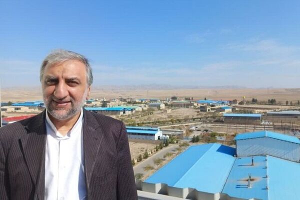 افتتاح ۱۲ طرح و واحد صنعتی خراسان رضوی به مناسبت دهه فجر