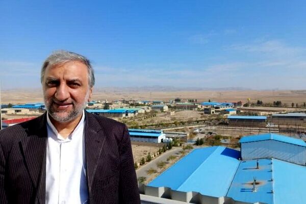 افتتاح ۱۲ طرح و واحد صنعتی خراسان رضوی به مناسبت دهه فجر
