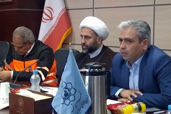 جابجایی روزانه ۴٠هزار نفر از راه آهن مشهد/ ۷۱ درصد زائران نوروزی با خودرو شخصی به مشهد سفر کردند