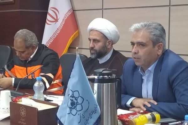 جابجایی روزانه ۴٠هزار نفر از راه آهن مشهد/ ۷۱ درصد زائران نوروزی با خودرو شخصی به مشهد سفر کردند