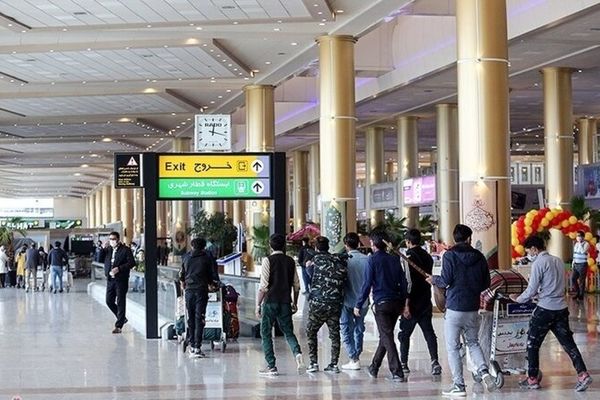 بزرگترین و زیباترین المان نوروزی در فرودگاه مشهد