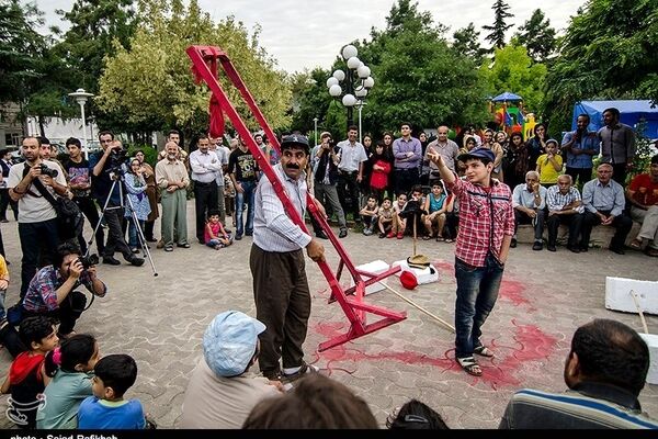 ۵۰ تئاتر صحنه ای و خیابانی در نوروز ۱۴۰۲ اجرا شد