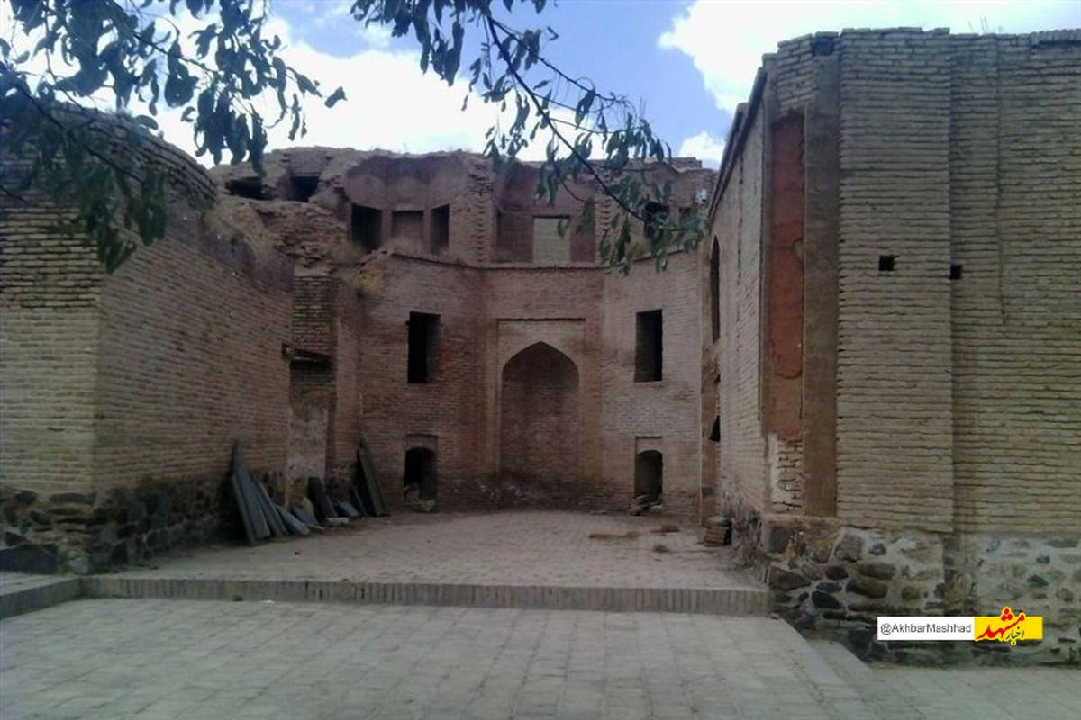 برگزاری تورهای گردشگری فرهنگی ادبی به کدکن