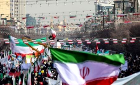 محدودیت‌ها و ممنوعیت‌‌های ترافیکی راهپیمایی ۲۲بهمن در مشهد اعلام شد