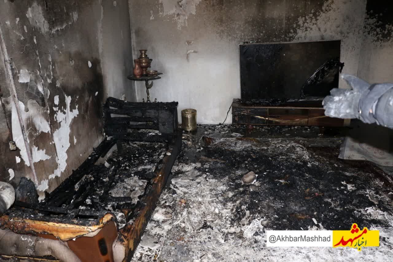 نجات ۶ شهروند و ۲ حیوان خانگی در حریق منزل مسکونی توسط آتش نشانان مشهدی  