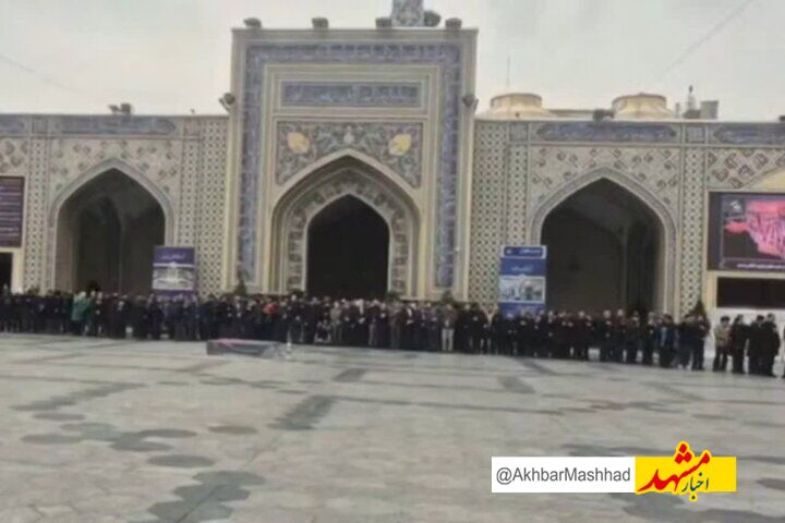 مراسم تشییع پیکر همسر و فرزند معاون رئیس‌جمهور در مشهد برگزار شد