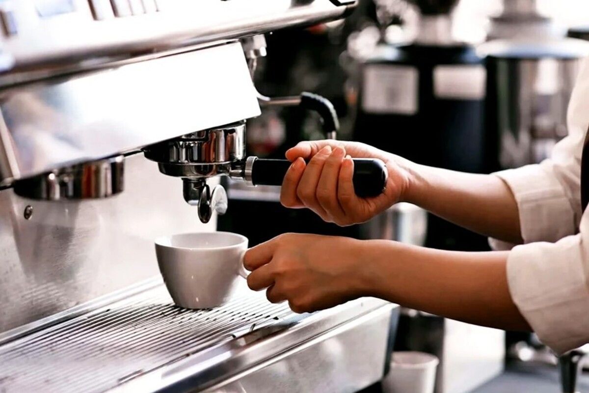 تعطیلی ماهانه ۶۰ کافی‌شاپ در مشهد | قهوه و لبنیات تا ۱۰۰ درصد گران شد